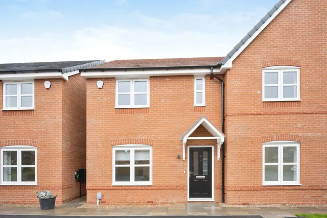 Thimbleby Close, Bedworth, CV12, photo 1