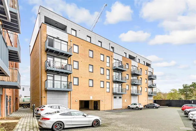 Vauxhall Place, Dartford, DA1, photo 1
