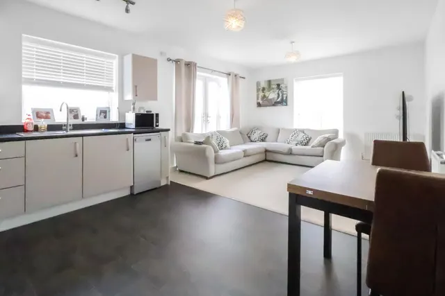 Tower Hill Court, Belvedere, DA17, photo 2