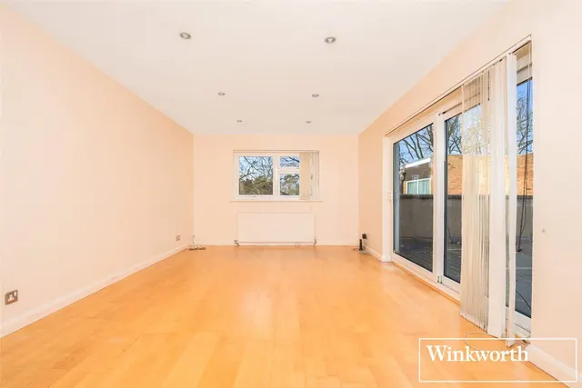 September Way, Stanmore, HA7, photo 2