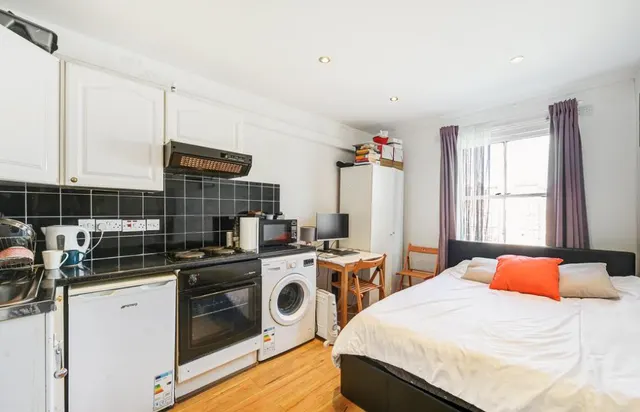 Penywern Road, SW5, photo 2