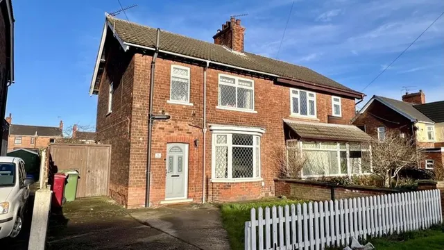 West Common Lane, Scunthorpe, photo 1