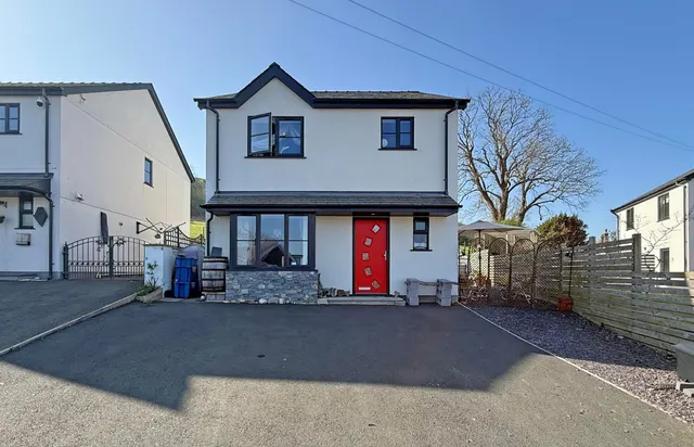 Clynnogfawr, Caernarfon, LL54, photo 3