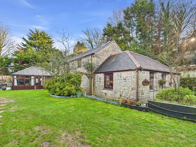 Treviskey Lanner, Redruth, photo 1
