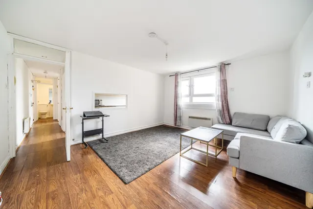 Photo 2 — Lexden Road, Acton, London, W3