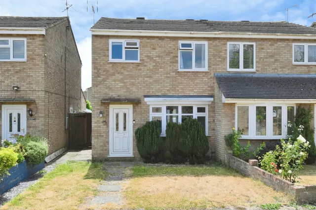 Champions Green, Hoddesdon, photo 1