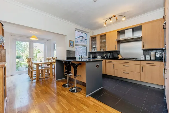 Gravel Lane, Wilmslow, SK9, photo 3