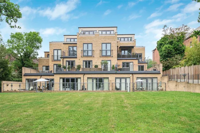 Photo 2 — Cockfosters Road, Hadley Wood, EN4 0FN