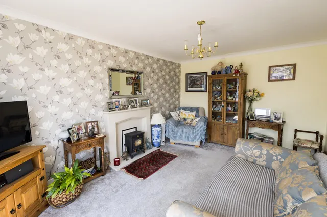 Glyn Avenue, Rhuddlan, LL18, photo 3