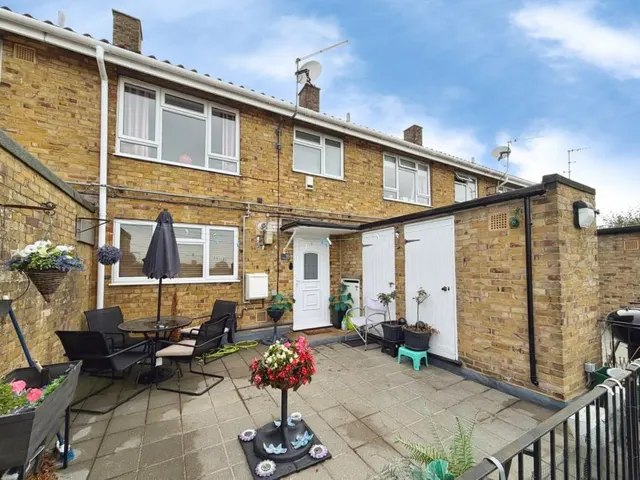 Rectory Row, Bracknell, RG12, photo 1