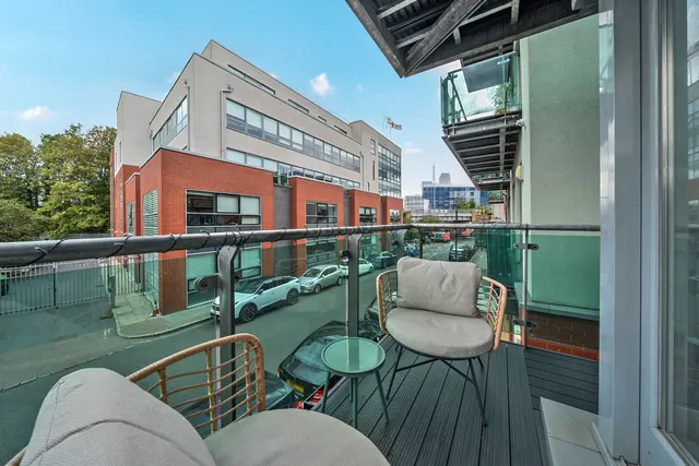 Evan Cook Close, London, SE15, photo 2
