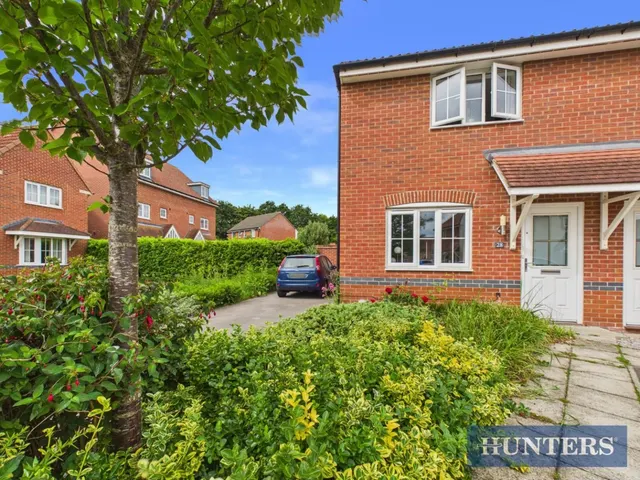 Blackthorn Garth, Beverley, HU17 8FZ, photo 1