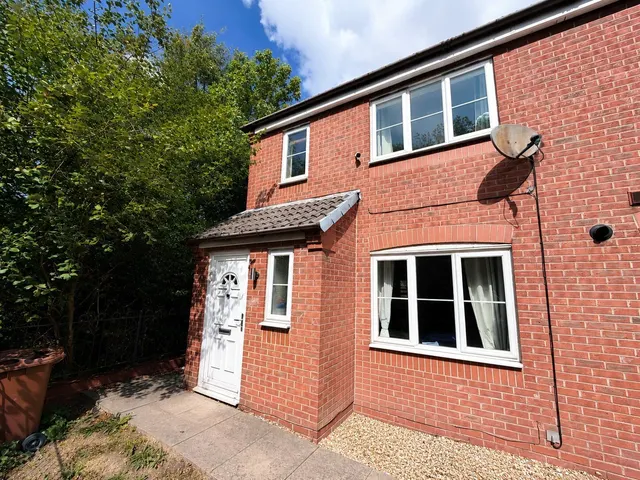 Brook Vale, Cannock, WS11, photo 1