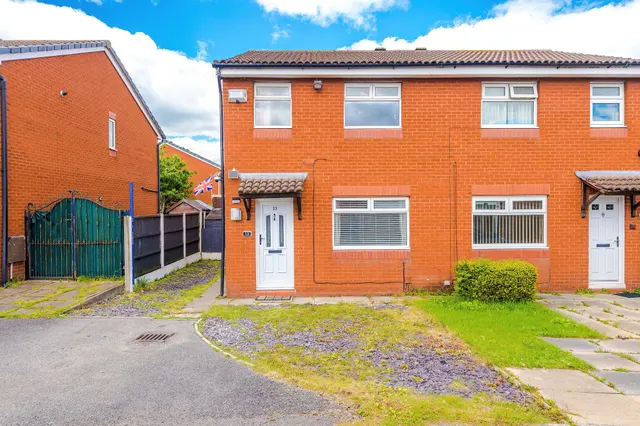 Cartwright Grove, Leigh, Leigh, WN7 5PR, photo 1