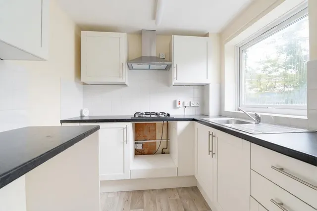 Selhurst Road, London, SE25, photo 2