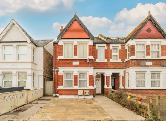 Melbourne Avenue, West Ealing, W13, photo 1