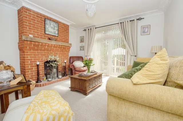 Photo 3 — Coleson Road, Southampton, SO18 1HN