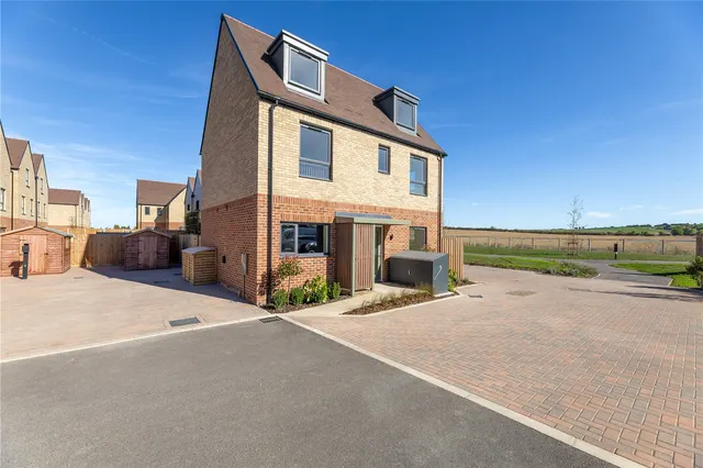 Netherhall Gardens, Worts Causeway, CB1, photo 1