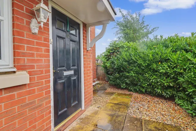 Merlin Court, Crewe, photo 1