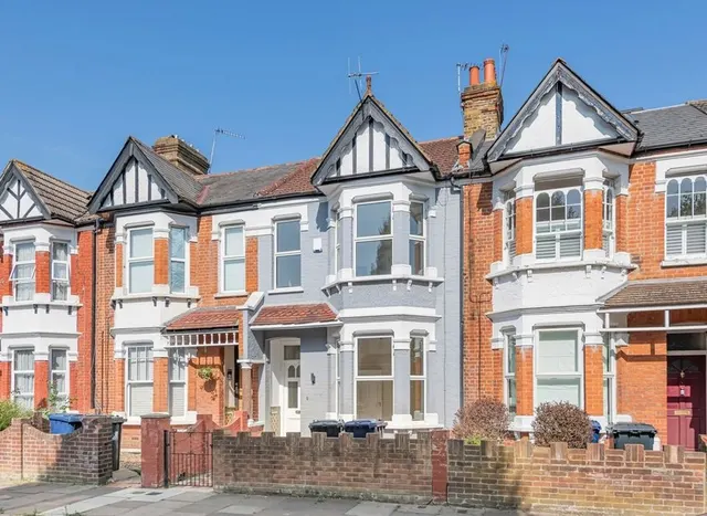 Adelaide Road, Ealing, W13, photo 1