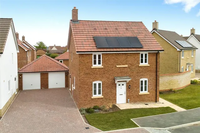Engineers Close, Latchingdon, CM3, photo 1