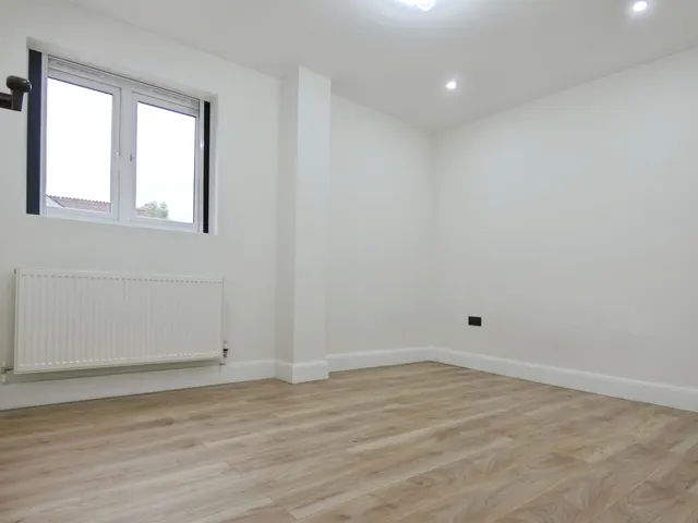 Waverley Way, Carshalton, SM5, photo 2