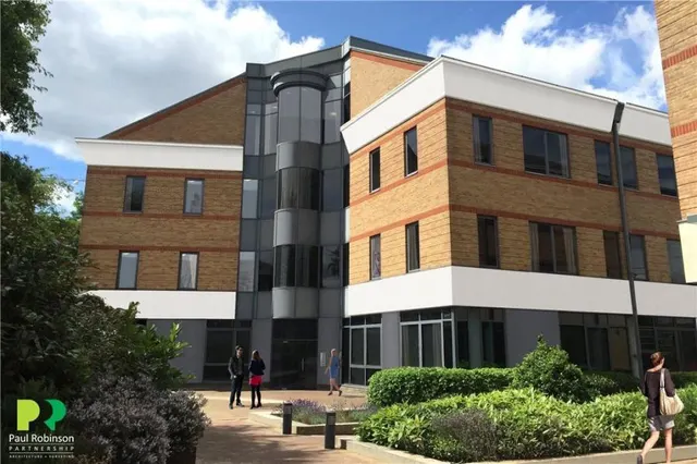 London Road, Bracknell, RG12, photo 1