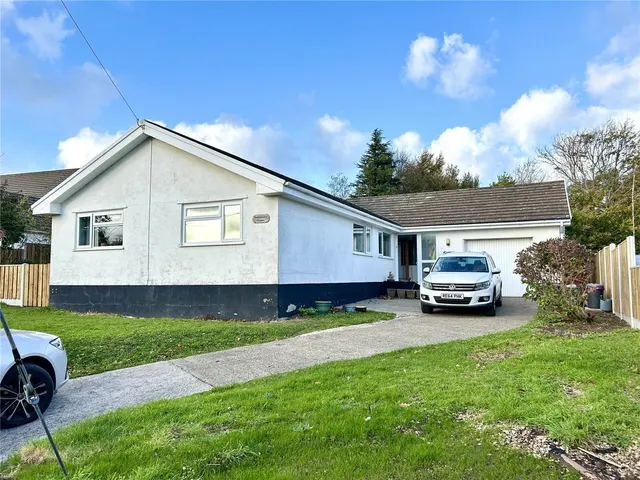Leonardston Road, Llanstadwell, SA73, photo 1