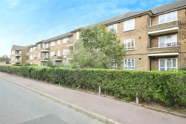 Braintree Road, Dagenham, RM10, photo 1