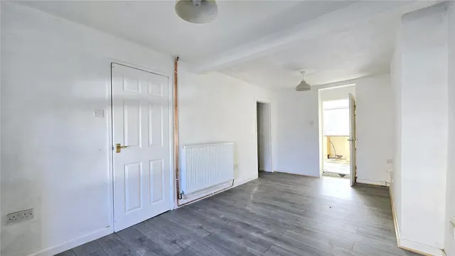 Cambria Street, Holyhead, LL65, photo 3