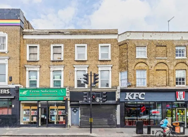 Clapham High Street, Clapham, SW4, photo 1