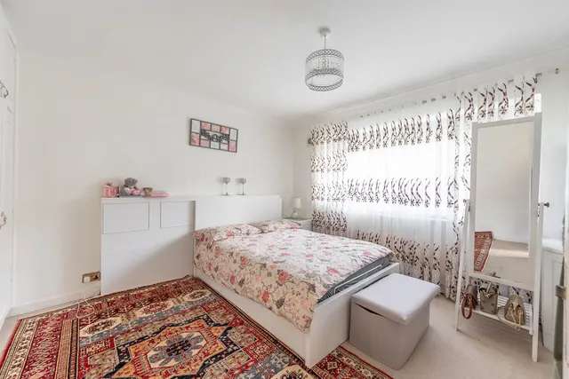 Stanmore, HA7, photo 2