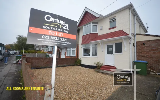 Burgess Road, Southampton, SO16, photo 1