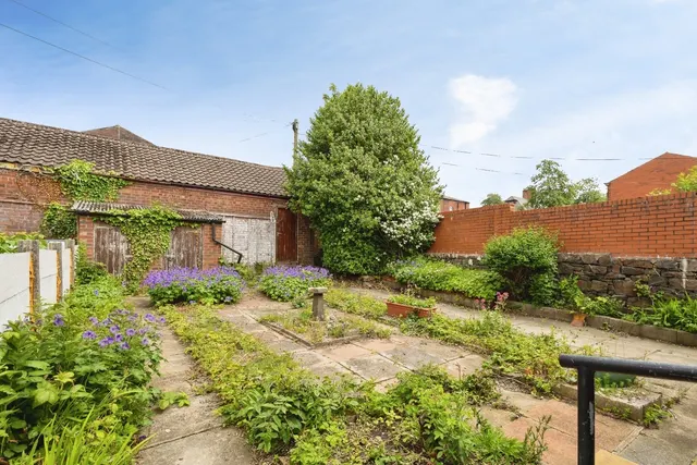 Newport Street, Oldham, Greater Manchester, OL8, photo 1