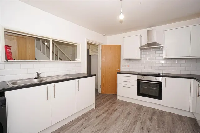 Beaconsfield Road, Hastings, photo 3