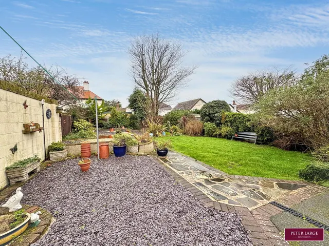 Photo 3 — Plas Uchaf Avenue, Prestatyn, Denbighshire, LL19 9NR