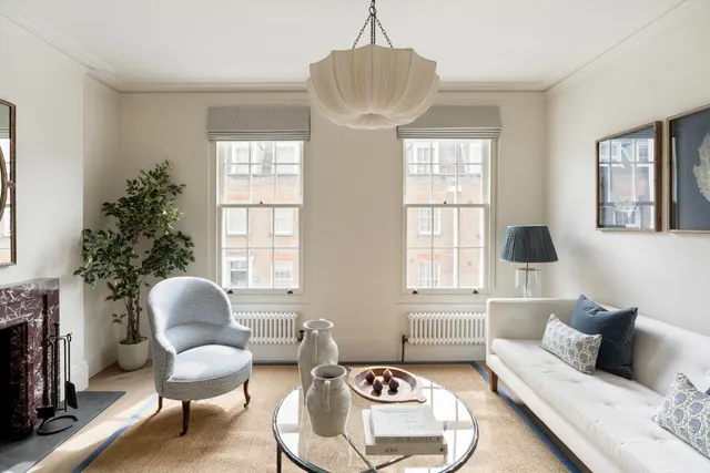 Photo 3 — Little Chester Street, London, SW1X 7AL