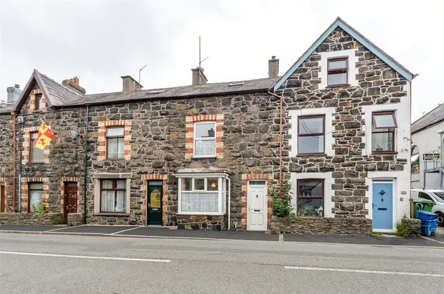 High Street, Llanberis, photo 1