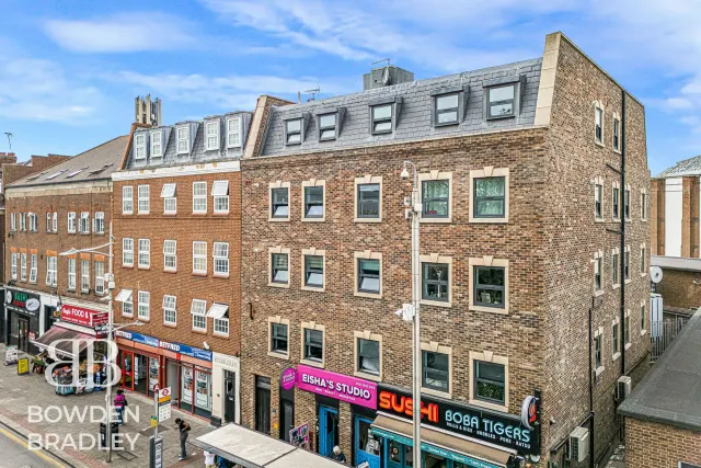 High Street, Barkingside, IG6, photo 1