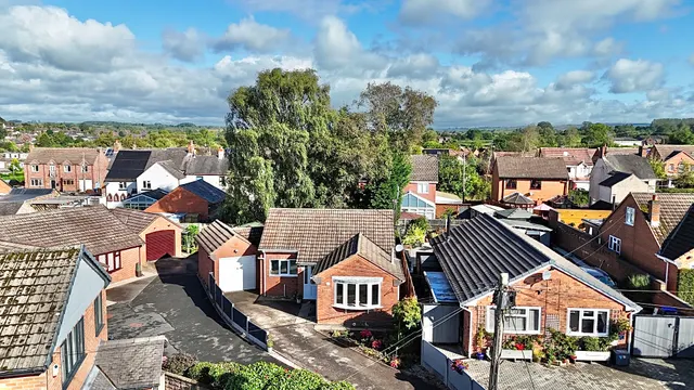Elm Drive, Cheadle, ST10, photo 2
