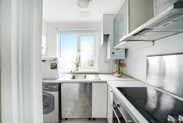 Photo 3 — Stanstead Road, London, SE23