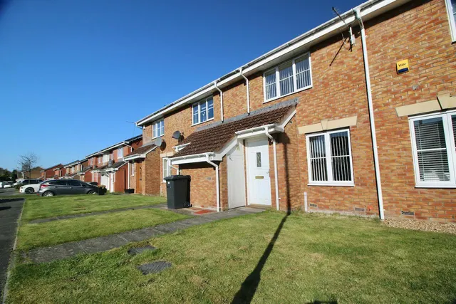 Photo 2 — Cherry Avenue, Cumbernauld, G67 3BG