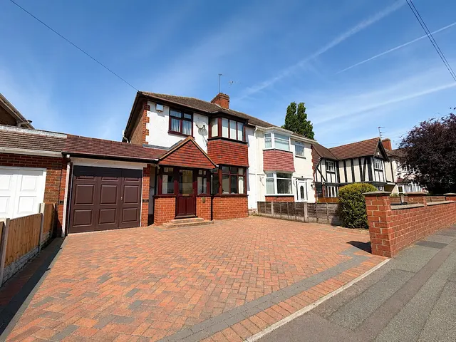Wimborne Road, Fallings Park, Wolverhampton, WV10, photo 1