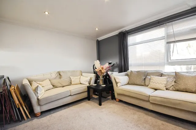 Waveney Drive, Chelmsford, CM1, photo 3
