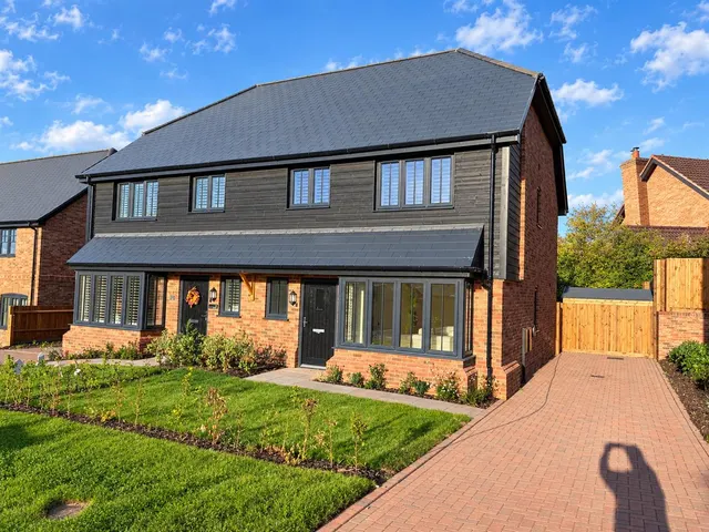 Hermitage Lane, Maidstone, photo 1