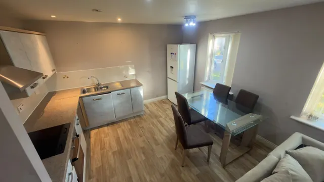 Ash Court, LS14, photo 1