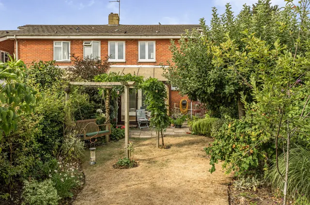 Malmesbury Road, Romsey, SO51, photo 1