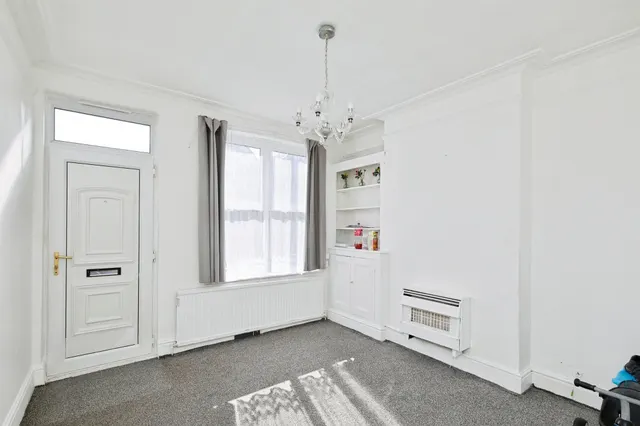 Photo 2 — Balfour Road, Derby