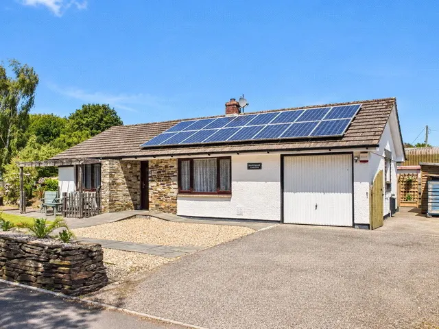 St. Kew Highway, Bodmin, PL30, photo 1