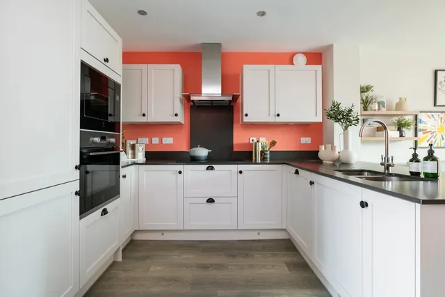 Buckingham Road, Milton Keynes, MK3, photo 2